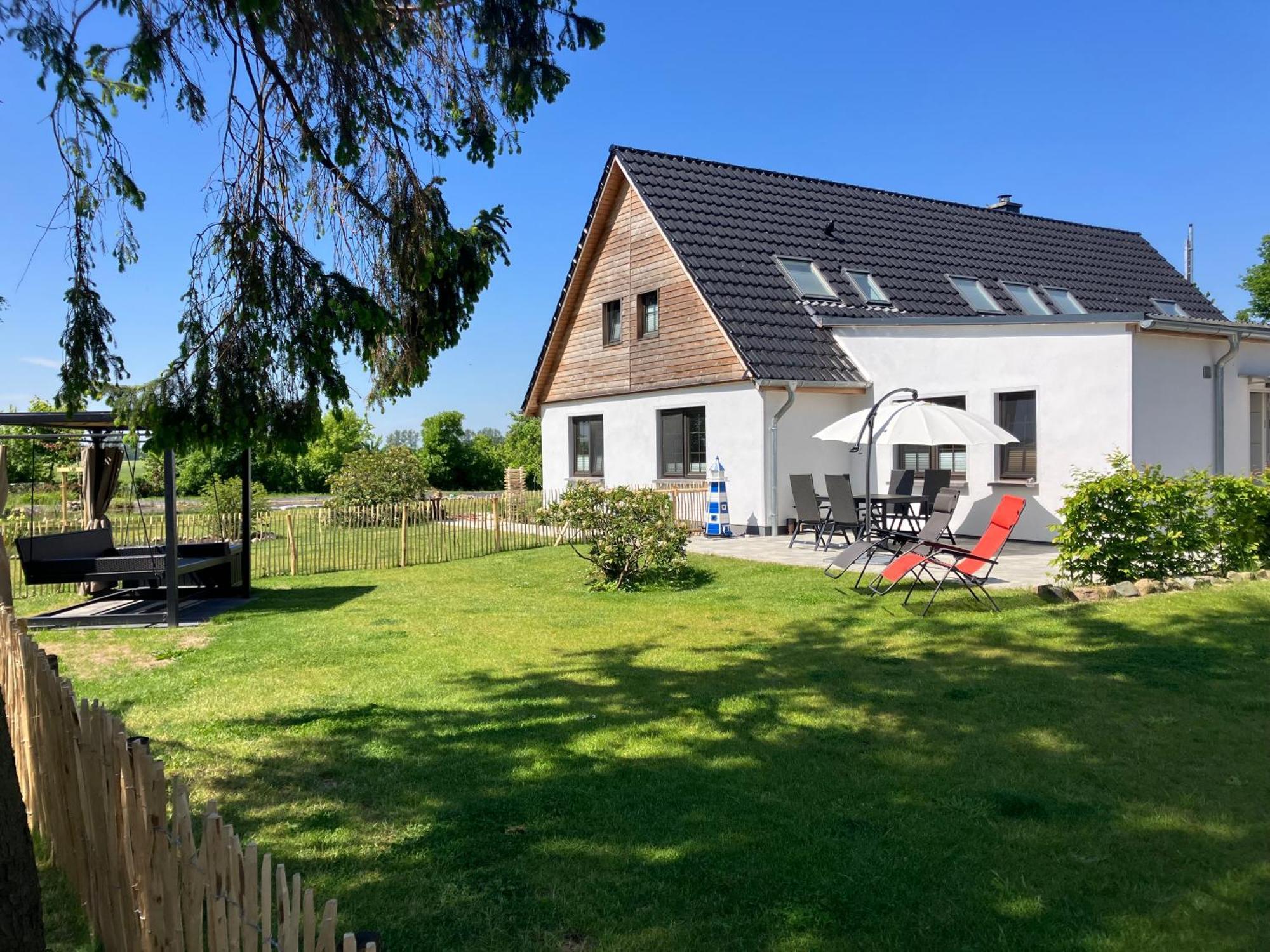 Grosse 4 Sterne Ferienwohnung Beim Boddenstrand Sundhagen-Niederhof Exterior photo